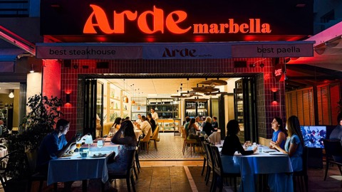 Arde Marbella: the room
