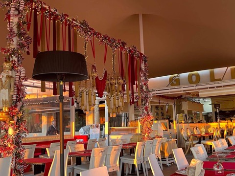 Gold Restaurant Puerto Banús: the room