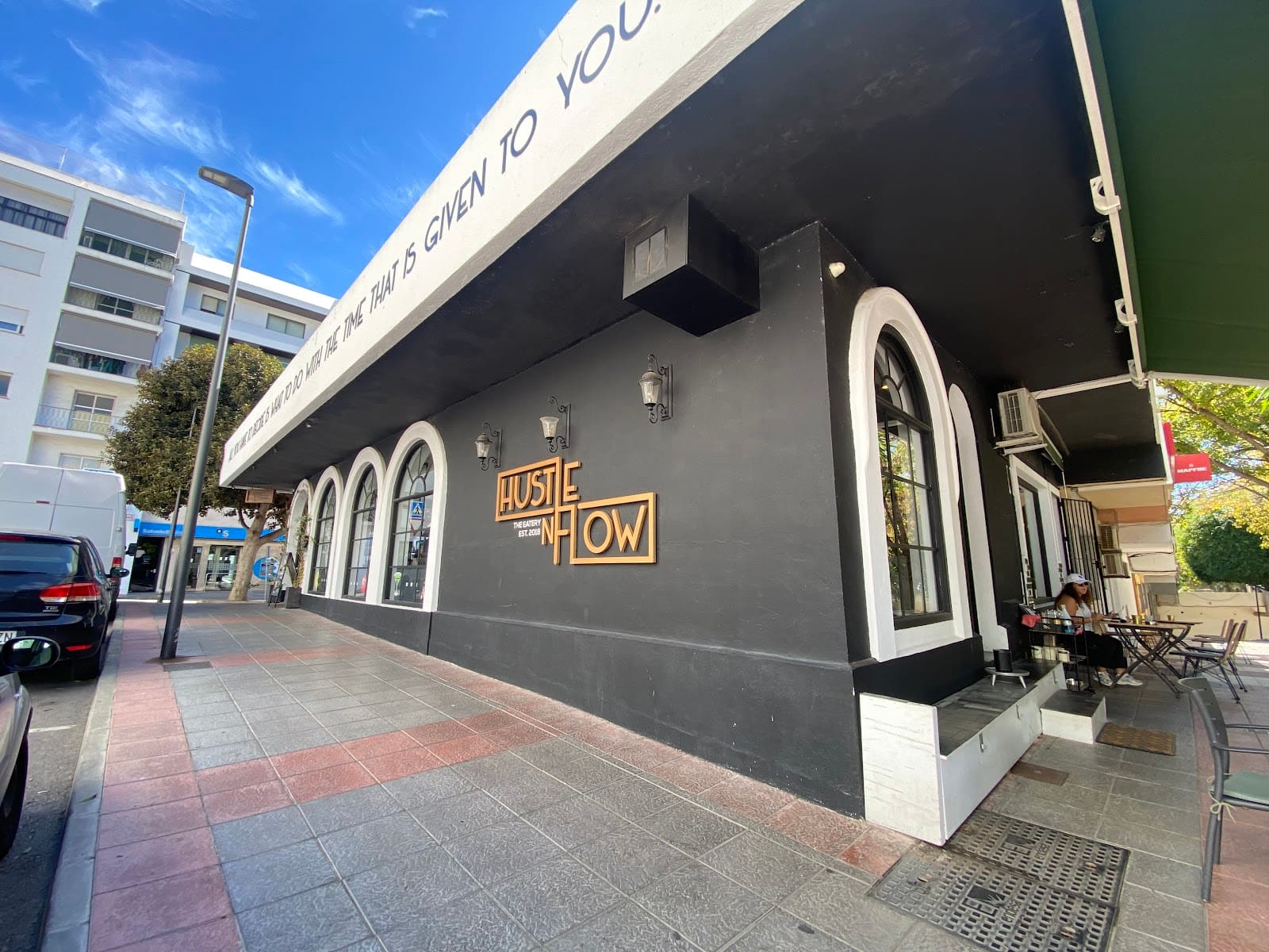 Hustle N' Flow Eatery, San Pedro de Alcantara