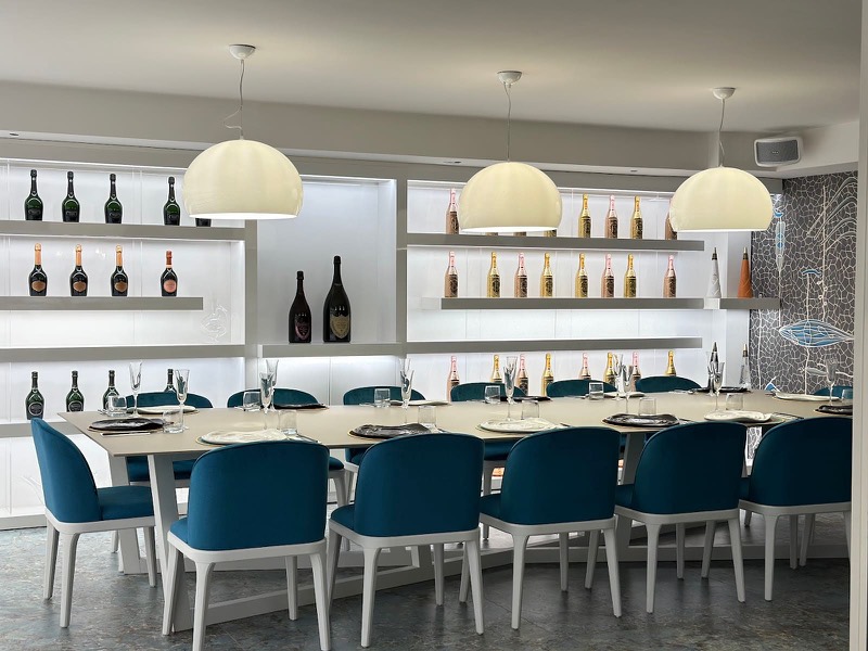 Latte Lagoon, Puerto Banús