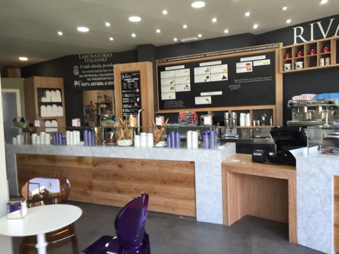 Rivareno Gelato Marbella: the room