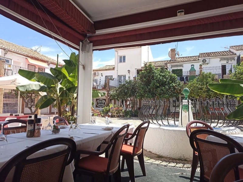 The Village Inn Marbella, Artola