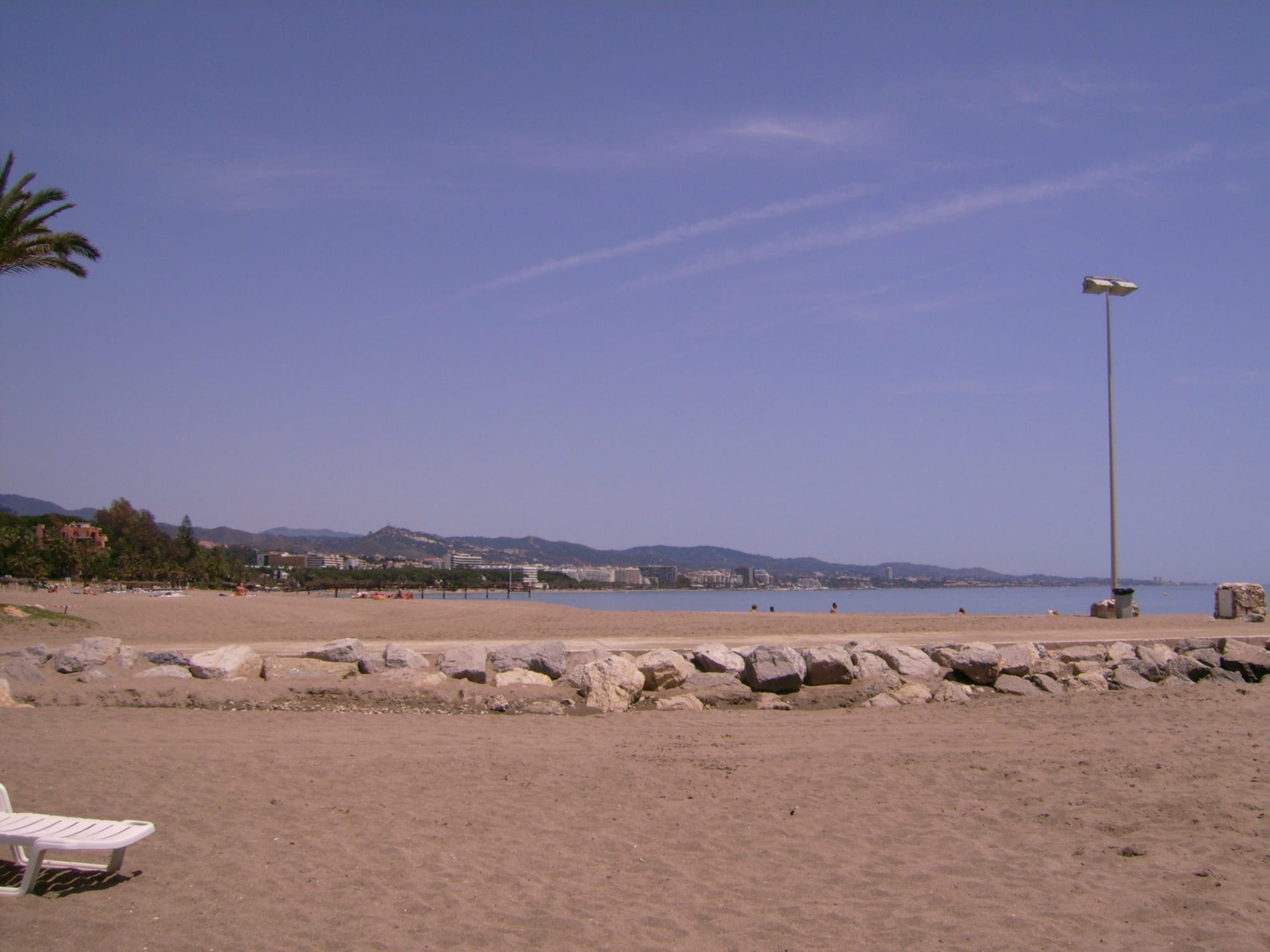 Large fish spotted in shallow water at Playa del Ancon