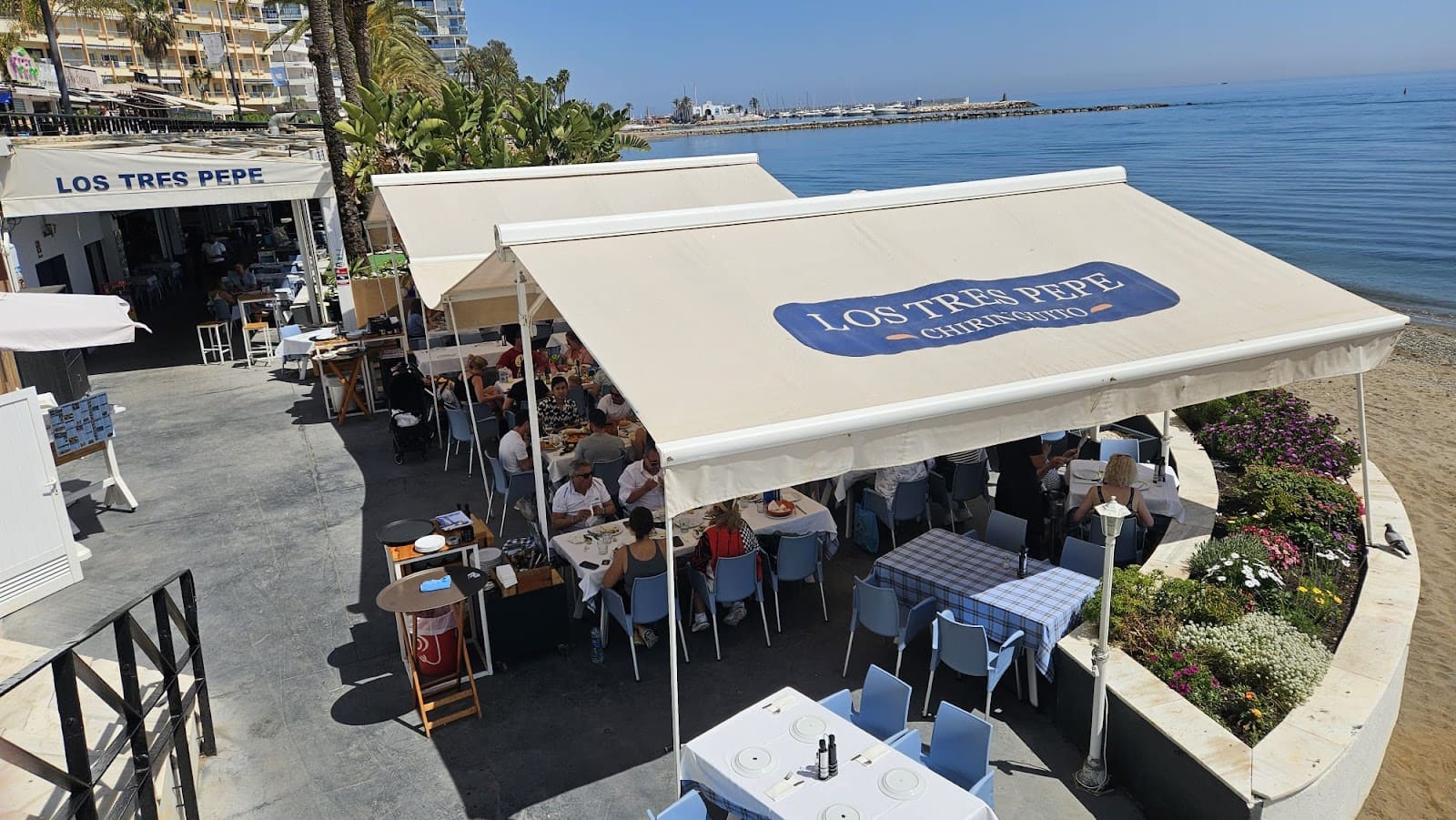 Los Tres Pepes, Playa de la Fontanilla